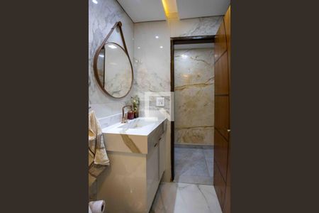 Banheiro 1 de casa para alugar com 3 quartos, 340m² em Taboão, Diadema