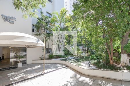 Apartamento para alugar com 37m², 1 quarto e 1 vaga Apartamento para alugar com 37m², 1 quarto e 1 vagaEntrada