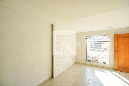 Sala de casa para alugar com 2 quartos, 275m² em Chácara Califórnia, São Paulo