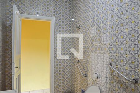 Casa à venda com 254m², 3 quartos e 3 vagasBanheiro