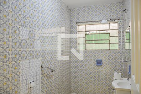 Casa à venda com 254m², 3 quartos e 3 vagasBanheiro