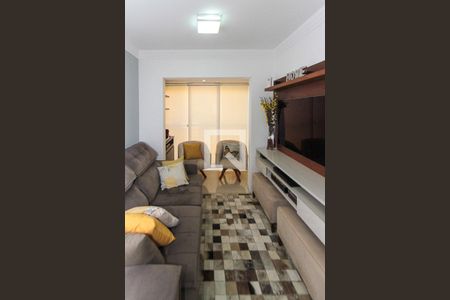 Sala de apartamento à venda com 3 quartos, 64m² em Vila Carmem, São Paulo