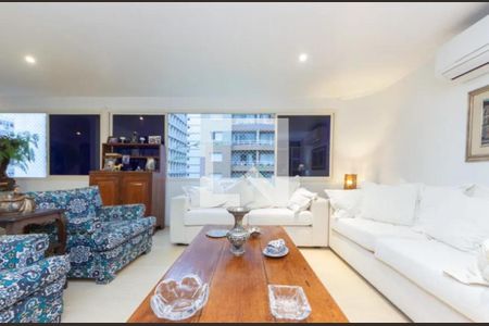 Foto 02 de apartamento à venda com 3 quartos, 149m² em Itaim Bibi, São Paulo