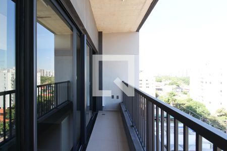 Studio à venda com 27m², 1 quarto e sem vaga Studio à venda com 27m², 1 quarto e sem vagaVaranda