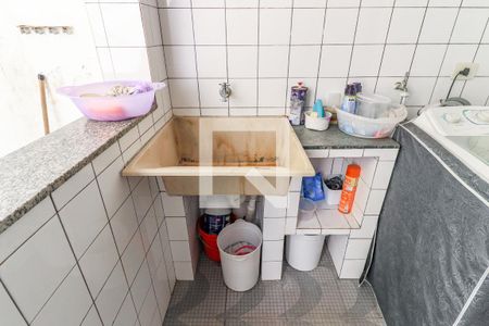 Casa à venda com 160m², 3 quartos e 2 vagas Casa à venda com 160m², 3 quartos e 2 vagasÁrea de Serviço