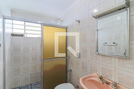 Casa à venda com 160m², 3 quartos e 2 vagas Casa à venda com 160m², 3 quartos e 2 vagasBanheiro
