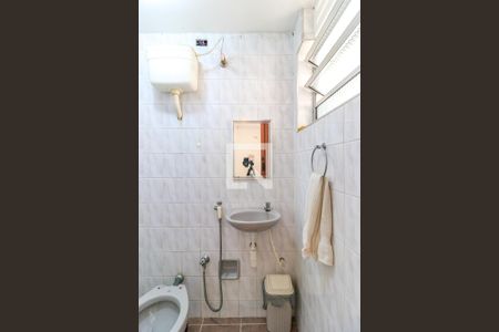 Casa à venda com 160m², 3 quartos e 2 vagas Casa à venda com 160m², 3 quartos e 2 vagasBanheiro do Quarto de Serviço 2