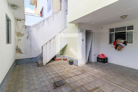 Casa à venda com 160m², 3 quartos e 2 vagas Casa à venda com 160m², 3 quartos e 2 vagasQuintal