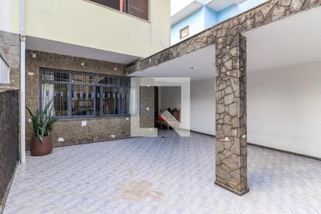 Casa à venda com 160m², 3 quartos e 2 vagas Casa à venda com 160m², 3 quartos e 2 vagasGaragem