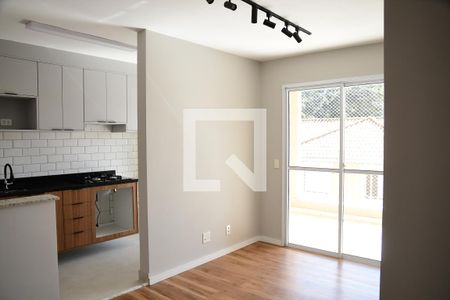 Sala de apartamento para alugar com 2 quartos, 61m² em Jardim Torino, Cotia