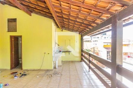 Casa para alugar com 109m², 2 quartos e 1 vagaVaranda e área de serviço