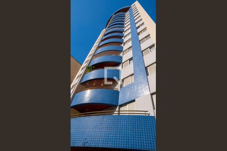 Apartamento à venda com 57m², 2 quartos e 1 vagaFachada