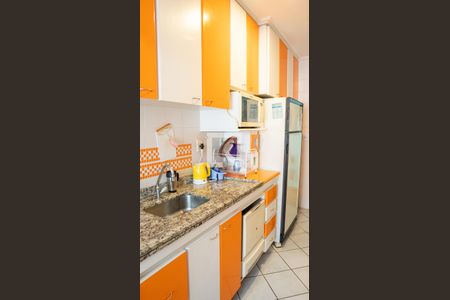 Apartamento à venda com 57m², 2 quartos e 1 vagaCozinha