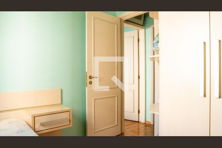 Apartamento à venda com 57m², 2 quartos e 1 vagaQuarto 2