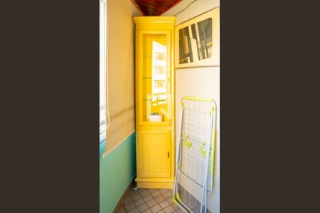 Apartamento à venda com 57m², 2 quartos e 1 vagaVaranda