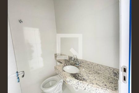 Lavabo de casa à venda com 2 quartos, 75m² em São João Batista, Belo Horizonte