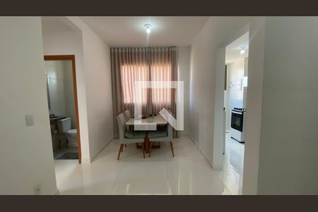 Sala de apartamento para alugar com 2 quartos, 57m² em Alto dos Pinheiros, Belo Horizonte