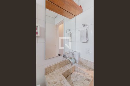 Banheiro 1 de apartamento à venda com 2 quartos, 90m² em Liberdade, São Paulo