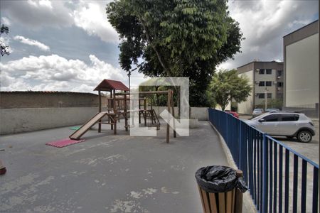 Apartamento para alugar com 55m², 2 quartos e 1 vaga Apartamento para alugar com 55m², 2 quartos e 1 vagaÁrea comum - Playground