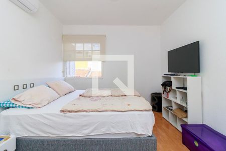 Casa à venda com 160m², 3 quartos e 2 vagas Casa à venda com 160m², 3 quartos e 2 vagasQuarto 2