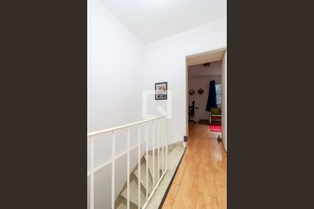 Casa à venda com 160m², 3 quartos e 2 vagas Casa à venda com 160m², 3 quartos e 2 vagasCorredor