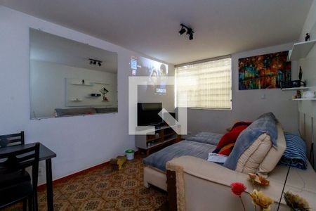 Sala de casa à venda com 3 quartos, 160m² em Santo Amaro, São Paulo