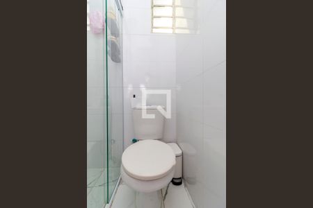 Casa à venda com 160m², 3 quartos e 2 vagas Casa à venda com 160m², 3 quartos e 2 vagasBanheiro