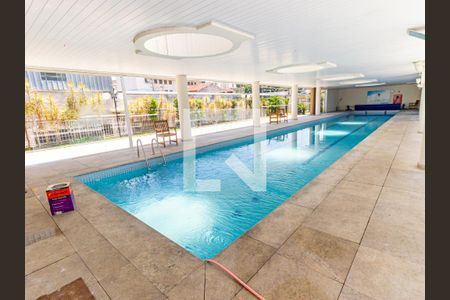 Apartamento à venda com 98m², 3 quartos e 2 vagasÁrea comum - Piscina