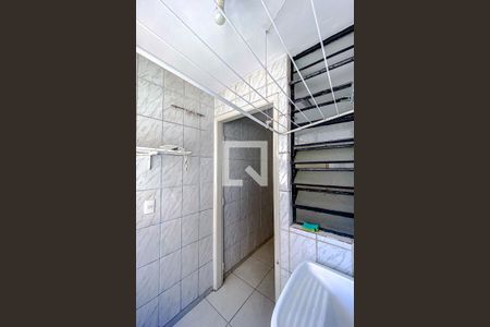 Apartamento à venda com 65m², 2 quartos e 1 vagaÁrea de Serviço