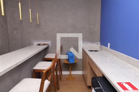 Apartamento para alugar com 35m², 2 quartos e sem vagaÁrea comum - Salão de festas