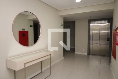 Apartamento para alugar com 35m², 2 quartos e sem vagaÁrea comum - Saguão do prédio