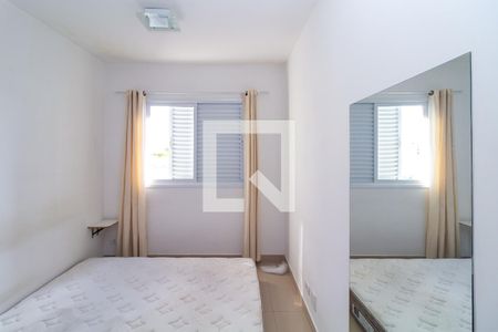 Quarto 1 de apartamento para alugar com 2 quartos, 58m² em Vila Prudente, São Paulo