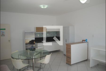Sala de apartamento para alugar com 1 quarto, 50m² em Itapuã, Salvador