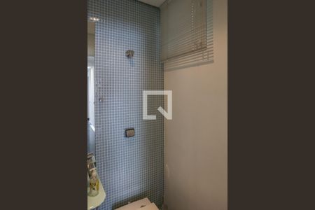 Lavabo de apartamento para alugar com 2 quartos, 125m² em Perdizes, São Paulo