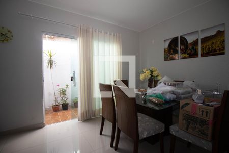 Sala 2 de casa para alugar com 3 quartos, 170m² em Qe 17, Brasília
