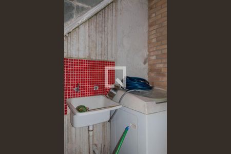 Casa à venda com 725m², 2 quartos e 3 vagasÁrea de Serviço