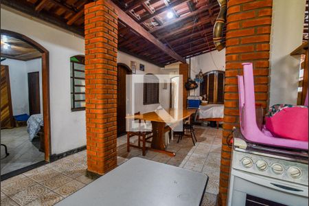 Casa à venda com 500m², 7 quartos e 4 vagasÁrea externa