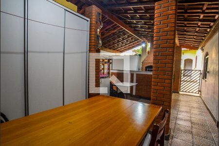 Casa à venda com 500m², 7 quartos e 4 vagasÁrea externa