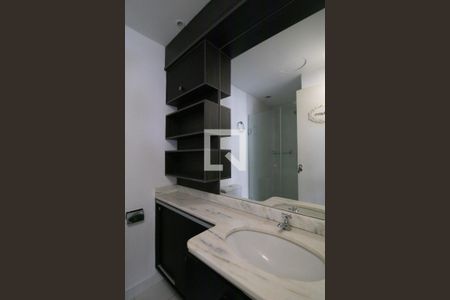 Apartamento à venda com 68m², 3 quartos e 1 vaga Apartamento à venda com 68m², 3 quartos e 1 vagaBanheiro