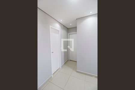 Apartamento à venda com 80m², 2 quartos e 2 vagasCorredor