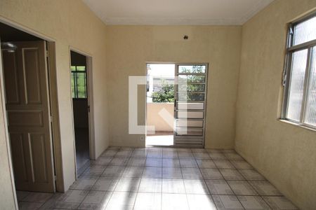 Sala de casa para alugar com 2 quartos, 75m² em Irajá, Rio de Janeiro