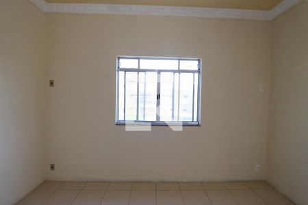 Quarto 1 de casa para alugar com 2 quartos, 75m² em Irajá, Rio de Janeiro