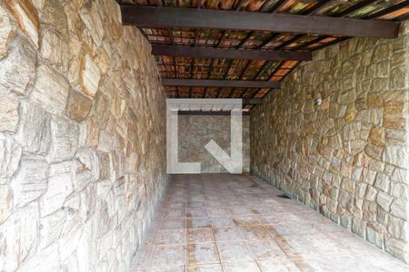 Casa à venda com 150m², 3 quartos e 2 vagas Casa à venda com 150m², 3 quartos e 2 vagasGaragem