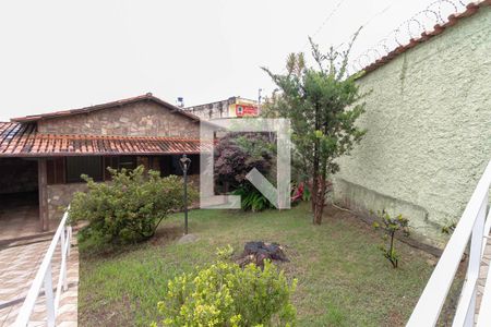 Casa à venda com 150m², 3 quartos e 2 vagas Casa à venda com 150m², 3 quartos e 2 vagasJardim