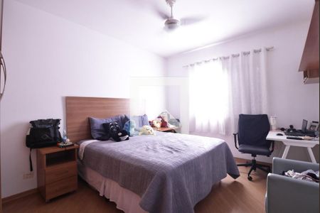 Casa à venda com 133m², 3 quartos e 2 vagasQuarto