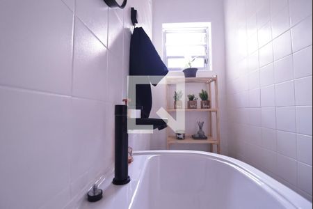 Casa à venda com 133m², 3 quartos e 2 vagasBanheiro