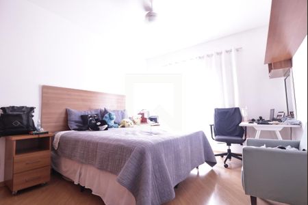 Casa à venda com 133m², 3 quartos e 2 vagasQuarto