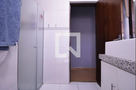 Casa à venda com 133m², 3 quartos e 2 vagasBanheiro