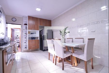 Casa à venda com 133m², 3 quartos e 2 vagasCozinha