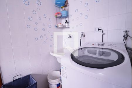 Casa à venda com 133m², 3 quartos e 2 vagasÁrea de serviço